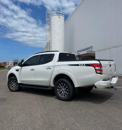 MITSUBISHI L200 TRITON 2020