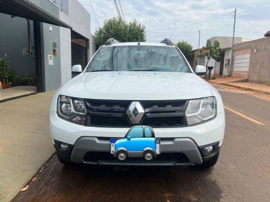 RENAULT DUSTER 2019