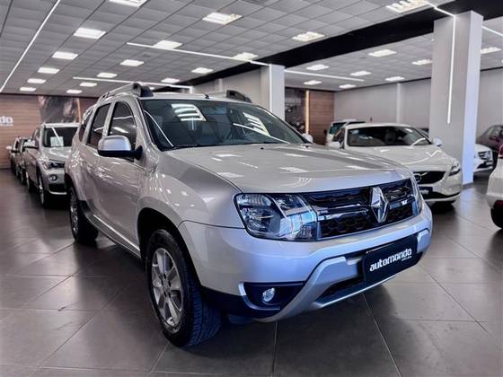 RENAULT DUSTER 2019