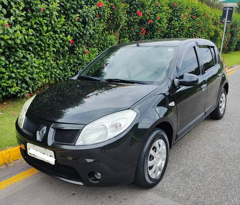 RENAULT SANDERO 2011