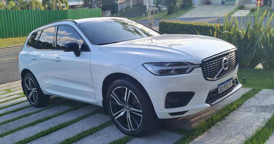 VOLVO XC60 2020