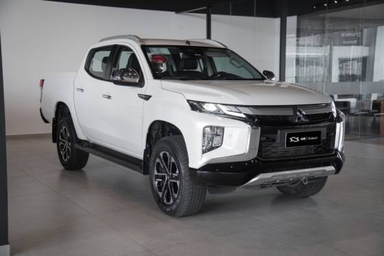 MITSUBISHI L200 TRITON 2024