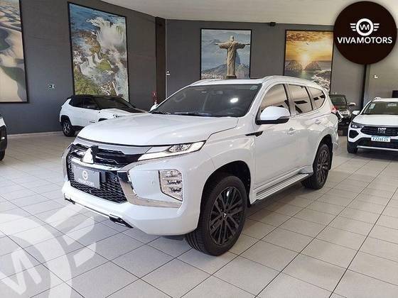 MITSUBISHI PAJERO SPORT 2024