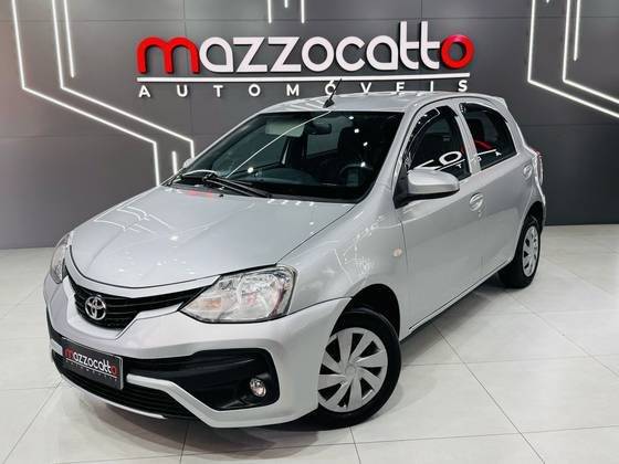 TOYOTA ETIOS 2018