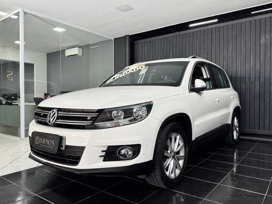 VOLKSWAGEN TIGUAN 2012