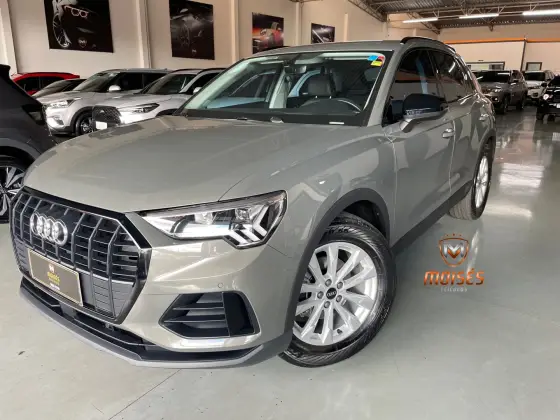 AUDI Q3 2021