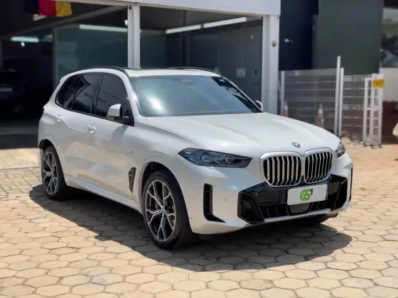 BMW X5 2024