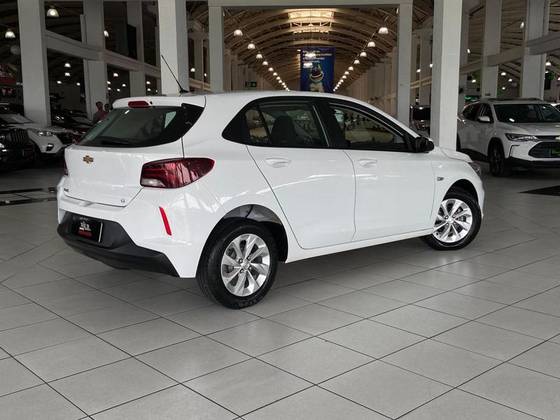 CHEVROLET ONIX 2023