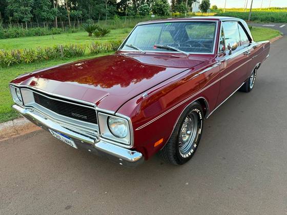 DODGE DART 1975