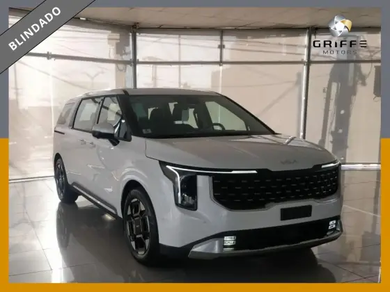 KIA CARNIVAL 2025