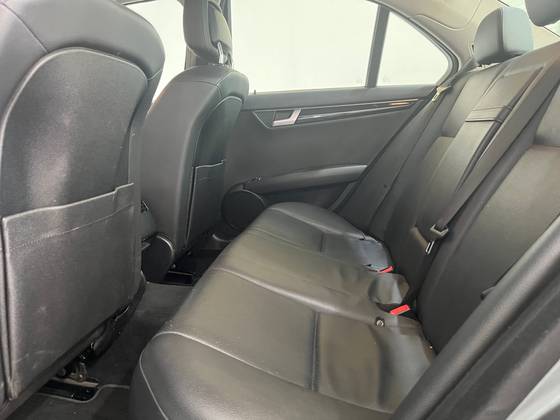 MERCEDES-BENZ C 180 2012