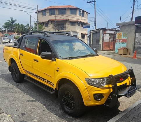 MITSUBISHI L200 TRITON 2015
