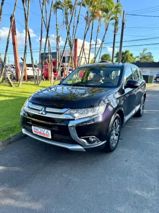 MITSUBISHI OUTLANDER 2016