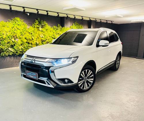 MITSUBISHI OUTLANDER 2019