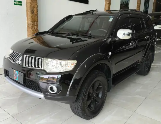 MITSUBISHI PAJERO DAKAR 2013