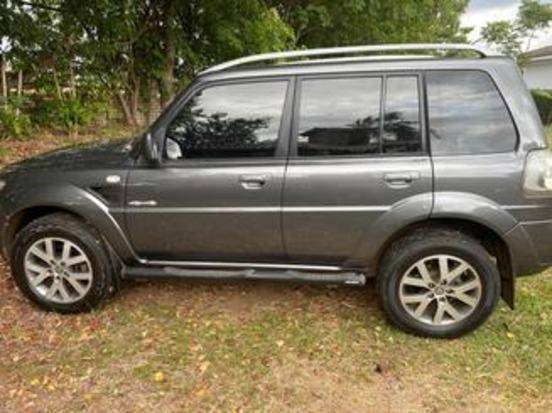 MITSUBISHI PAJERO TR4 2013
