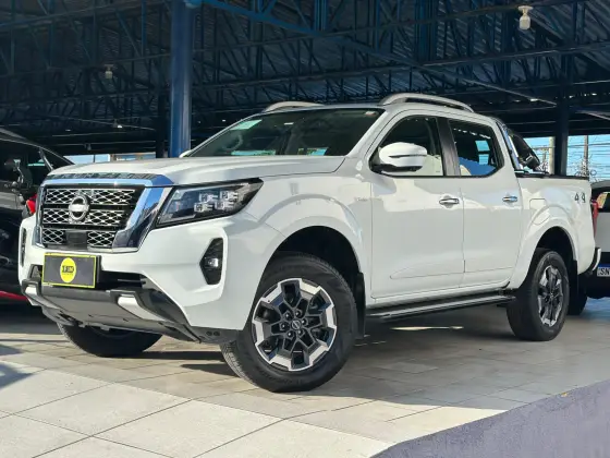 NISSAN FRONTIER 2024