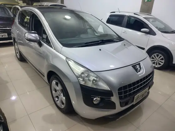PEUGEOT 3008 2012