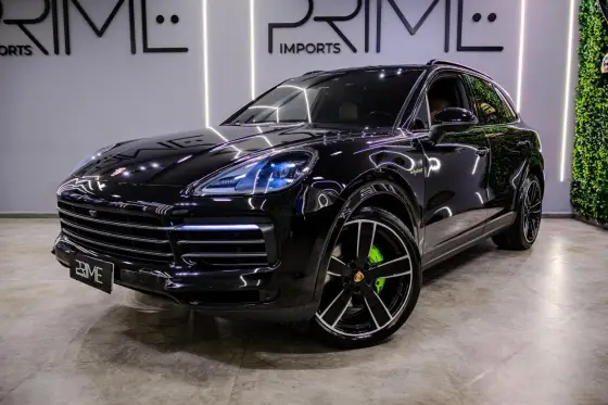 PORSCHE CAYENNE 2023