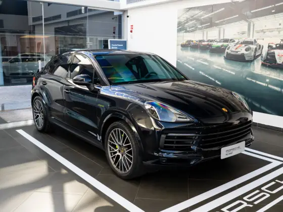 PORSCHE CAYENNE 2023