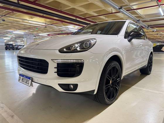 PORSCHE CAYENNE 2016