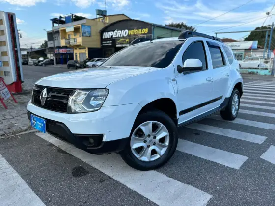 RENAULT DUSTER 2016