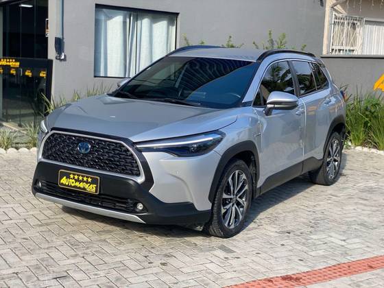 TOYOTA COROLLA CROSS 2023