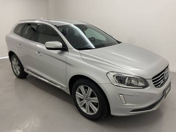 VOLVO XC60 2017