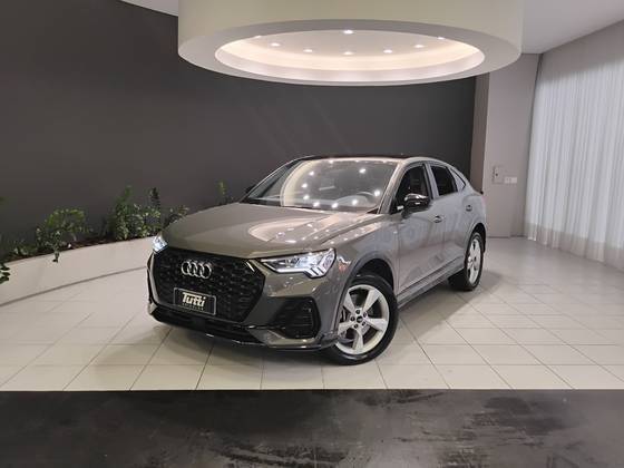 AUDI Q3 2023