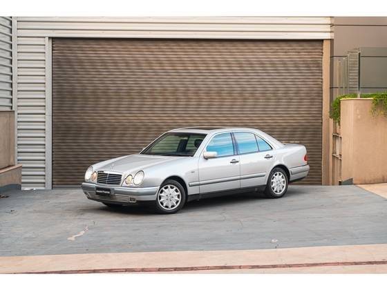 MERCEDES-BENZ E 320 1997