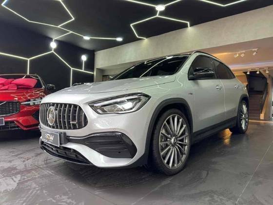 MERCEDES-BENZ GLA 35 AMG 2023