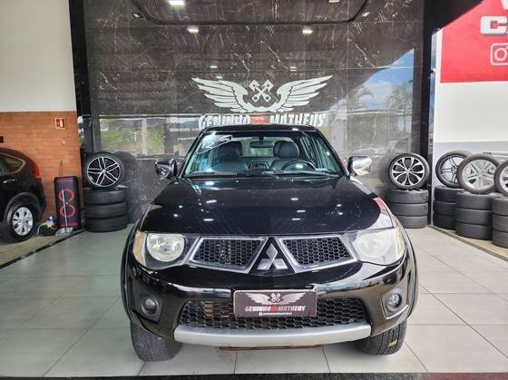 MITSUBISHI L200 TRITON 2012