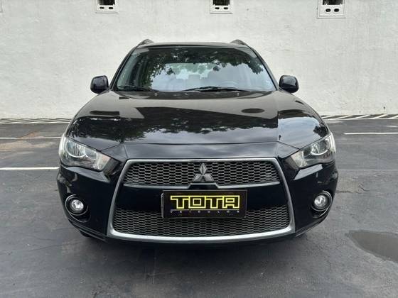 MITSUBISHI OUTLANDER 2011