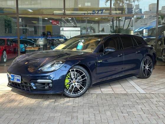 PORSCHE PANAMERA 2023