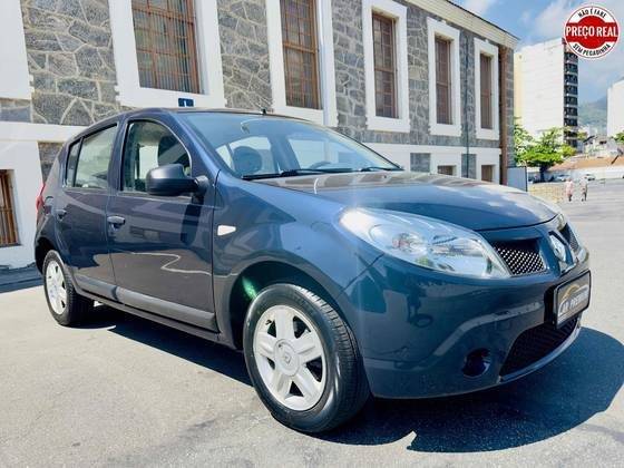 RENAULT SANDERO 2010