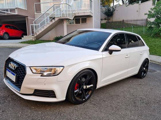 AUDI A3 2018