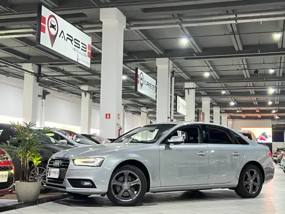 AUDI A4 2015