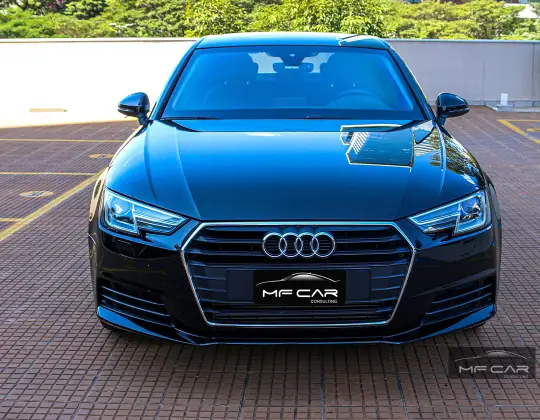 AUDI A4 2017