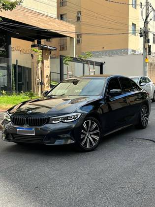 BMW 320i 2021
