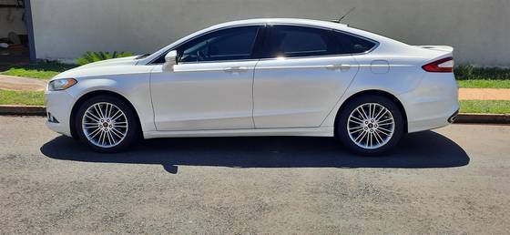 FORD FUSION 2015