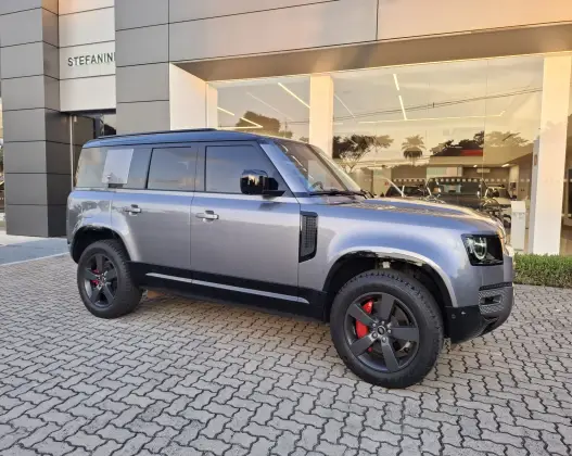 LAND ROVER DEFENDER 2023