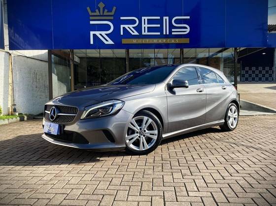 MERCEDES-BENZ A 200 2018