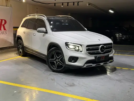 MERCEDES-BENZ GLB 200 2020