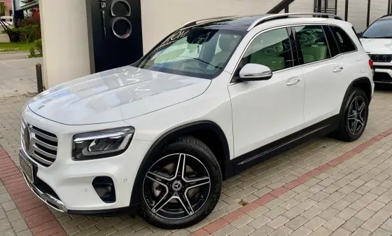 MERCEDES-BENZ GLB 200 2024