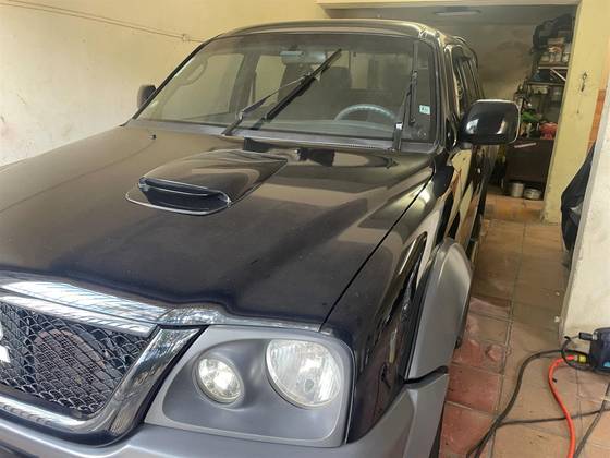 MITSUBISHI L200 2010