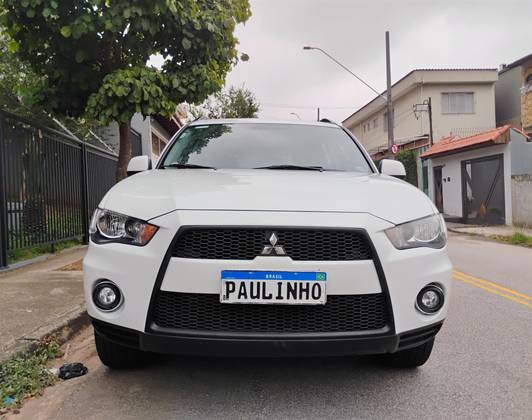 MITSUBISHI OUTLANDER 2012