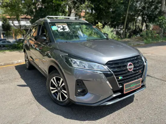 NISSAN KICKS 2023