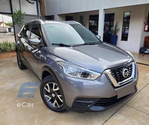 NISSAN KICKS 2018