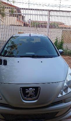 PEUGEOT 207 2013