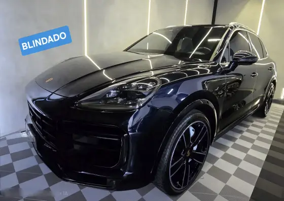 PORSCHE CAYENNE 2023